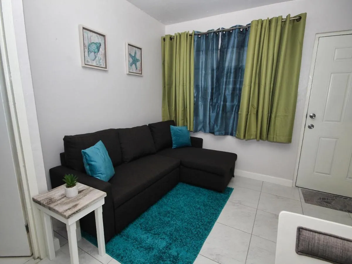The Castle Appartement Philipsburg  Sint Maarten